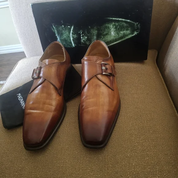 Magnanni Brown Leather Oxfords with Cap Toe Size 9.5